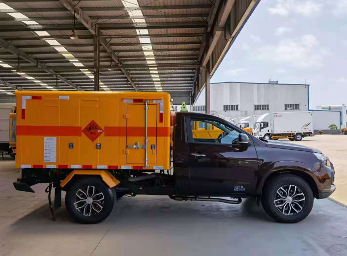 长葛凯龙矿山设备爆破器材运输车安全性如何?