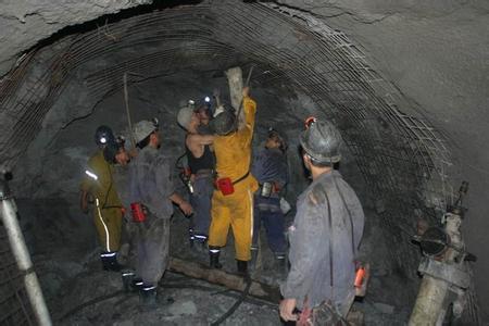 长葛工程爆破中的危险因素分析以及应对工程爆破危险的措施